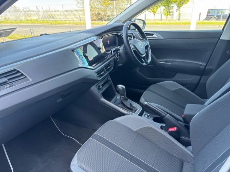 2019 Volkswagen Polo - photo 2