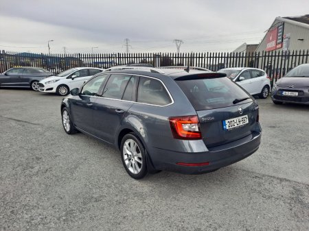 2020 Skoda Octavia - thumbnail 6