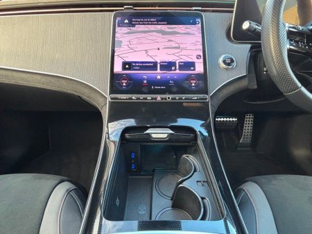 2023 Mercedes-Benz EQE SUNROOF AMG LINE PREMIUM €46,995 thumbnail