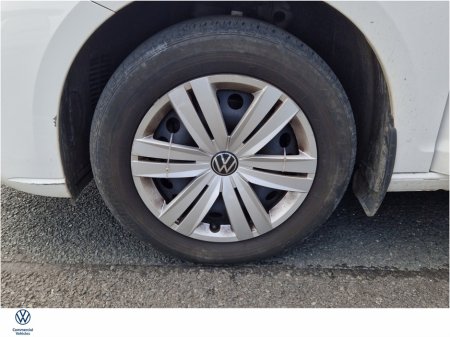 2021 Volkswagen Caddy CARGO BUS TDI 102BHP M6F 5DR €17,950 thumbnail