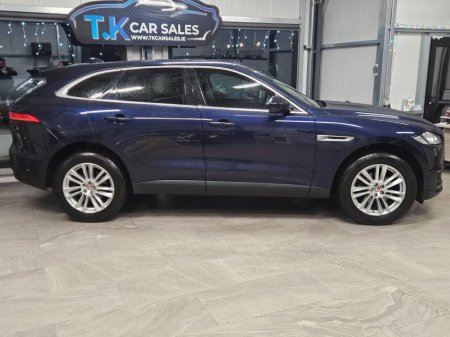 2017 Jaguar F-Pace 2.0 i4 D 180PS Prestige RWD