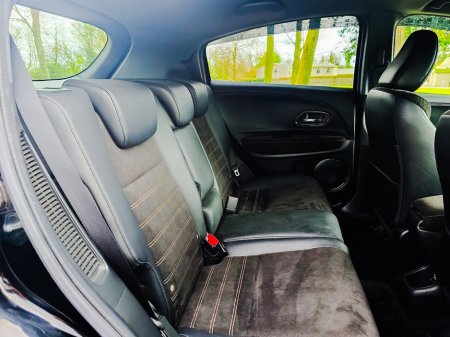 2017 Honda Vezel - thumbnail 5