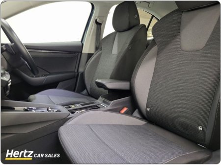 2024 Skoda Octavia - thumbnail 5