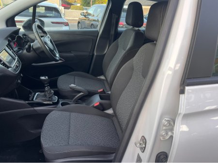 2024 Opel Crossland X **Only 14,000 Kms** Best Value As New 2024 Opel Crossland Diesel Apple Car Play Rear View Camera www.bolands.ie Est.1955 €21,950 thumbnail