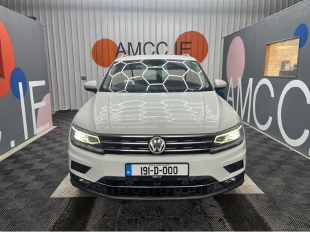 2019 Volkswagen Tiguan €25950! VW TIGUAN 2.0TDI HIGHLINE 4WD - Highline - Rear Heated Seats €25,950 thumbnail