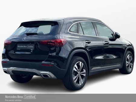 2025 Mercedes-Benz GLA Class - view 3