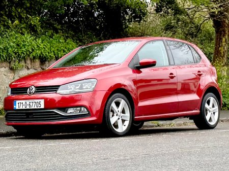 2017 Volkswagen Polo - view 3
