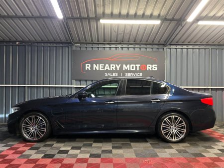 2017 BMW 5 Series - thumbnail 5