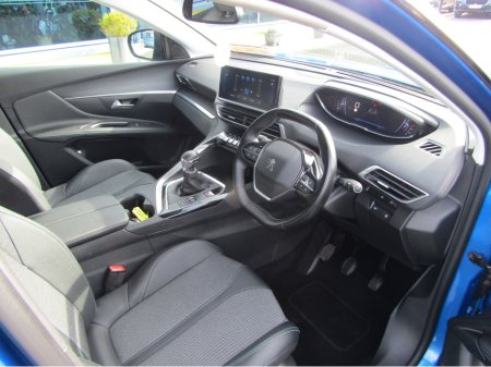 2022 Peugeot 3008 - thumbnail 10