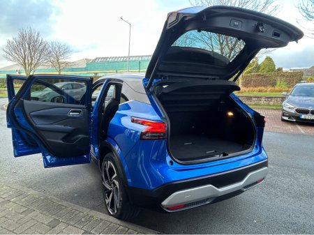 2022 Nissan Qashqai SVE-Premium Stunning Top Spec. Automatic - Pan-Roof + Leather & BOSE - Top Trade-Ins & Great Finance Deals - €29,950 thumbnail