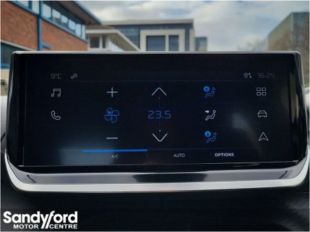 2025 Peugeot 208 - thumbnail 18