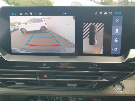 2025 Citroen C5X "Plus Model" Petrol Puretech (130ps) Automatic €34,995 thumbnail