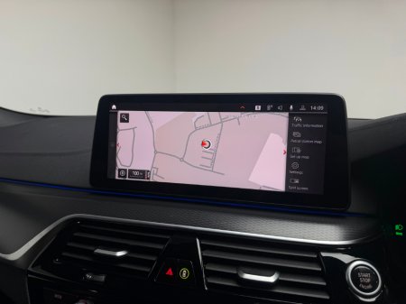 2021 BMW 5 Series - thumbnail 19