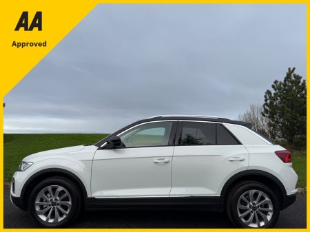 2022 Volkswagen T-Roc 1.5 TSI STYLE €31,950
