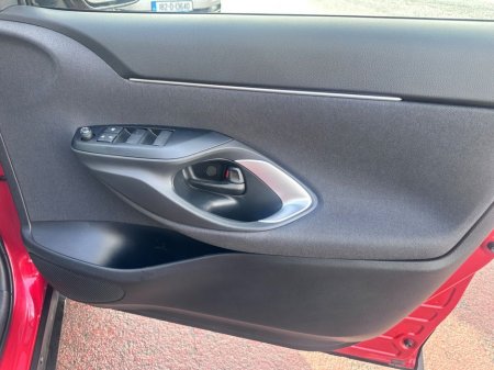 2024 Toyota Yaris Cross - thumbnail 13