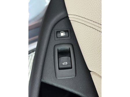 2017 BMW 5 Series - thumbnail 21