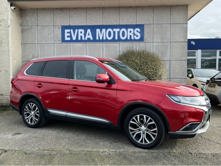 2018 Mitsubishi Outlander - thumbnail 2