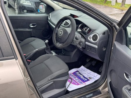 2010 Renault Clio DEPOSIT TAKEN €2,995 thumbnail