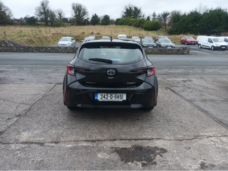 2024 Toyota Corolla HYBRID LUNA H/8 4DR AUTO €27,950 thumbnail