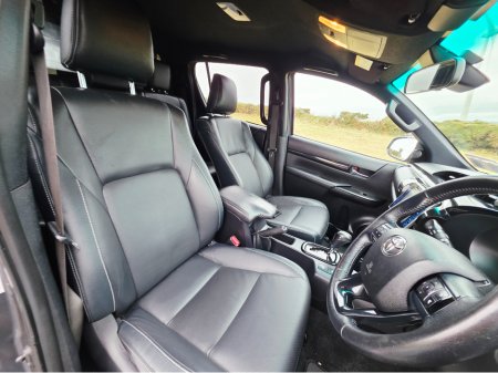 2019 Toyota Hilux 2.4D4D INVINC 148BHP D/C €29,950 thumbnail