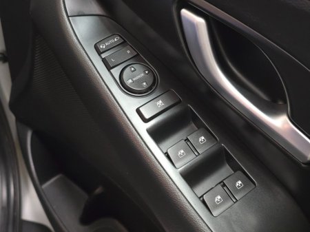 2019 Hyundai i30 Fastback Executive Petrol 5DR €12,750 thumbnail