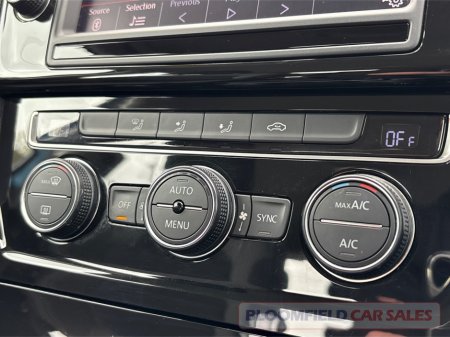 2015 Volkswagen Golf - thumbnail 21