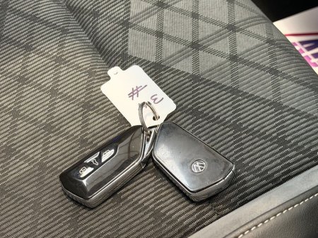 2021 Volkswagen Golf - thumbnail 25