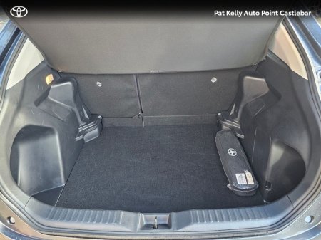 2023 Toyota Yaris Cross YARIS CROSS LUNA €27,900 thumbnail