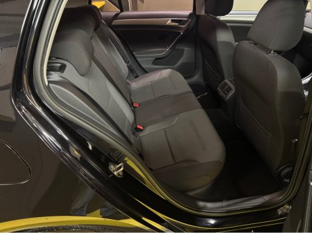 2015 Volkswagen Golf - thumbnail 10