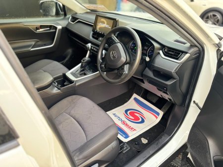 2020 Toyota Rav4 - thumbnail 4