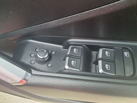 2021 Audi Q2 2.0 TDi Sport Auto €27,950 thumbnail