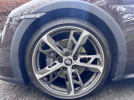 2022 Porsche Taycan - thumbnail 28