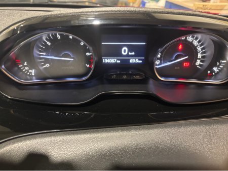 2014 Peugeot 208 - thumbnail 16