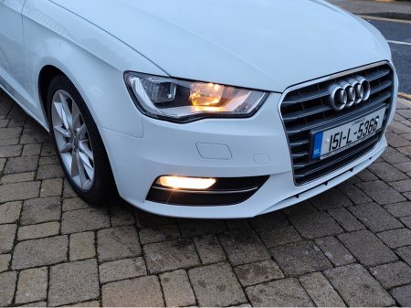 2015 Audi A3 1.6 TDI SE 105PS 5DR €7,800 thumbnail