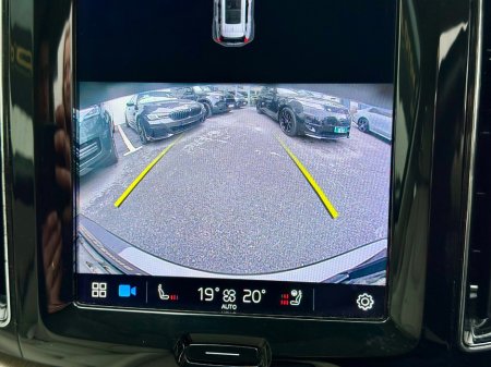 2022 Volvo XC60 - thumbnail 11