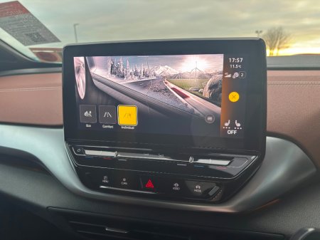 2021 Volkswagen ID.4 - thumbnail 24