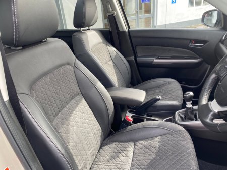 2024 Suzuki Vitara - thumbnail 11