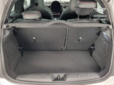 2025 MINI Hatch COOPER Cooper S Sport Auto €53,883 thumbnail