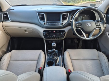 2017 Hyundai Tucson - thumbnail 16