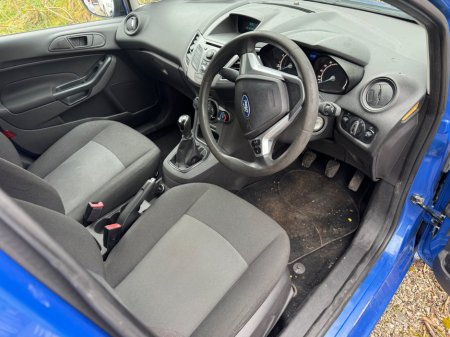 2012 Ford Focus - thumbnail 6