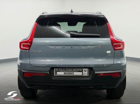 2020 Volvo XC40 - thumbnail 8
