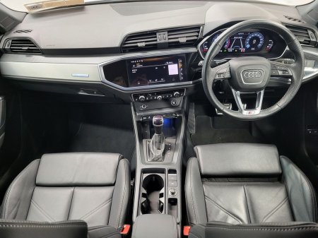 2024 Audi Q3 45 TFSI E S Tronic S line €43,975
