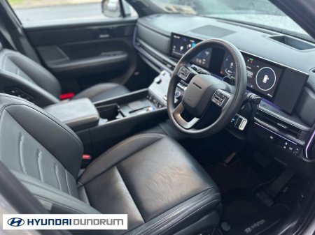 2025 Hyundai Santa Fe Phev Premium Calligra €68,950 thumbnail