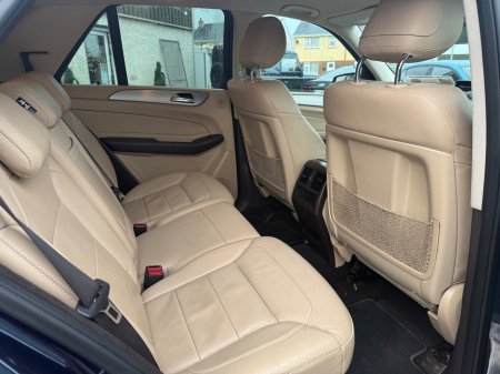 2016 Mercedes-Benz GLE Class GLE 250 BLUETEC Auto €19,950 thumbnail