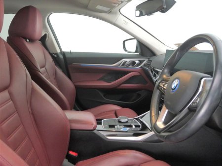 2024 BMW i4 eDrive40 Sport €44,900 thumbnail