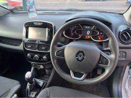 2018 Renault Clio IV DYNAMIQUE NAV 1.2 PETR 4DR €9,950 thumbnail