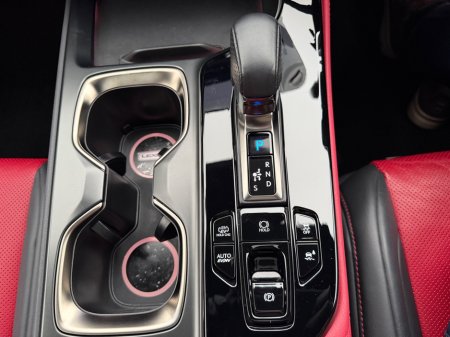 2023 Lexus NX 450 h+ - thumbnail 36