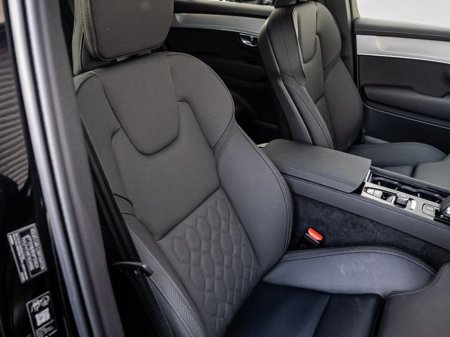 2025 Volvo XC90 T8 NEW MODEL AWD €73,950 thumbnail