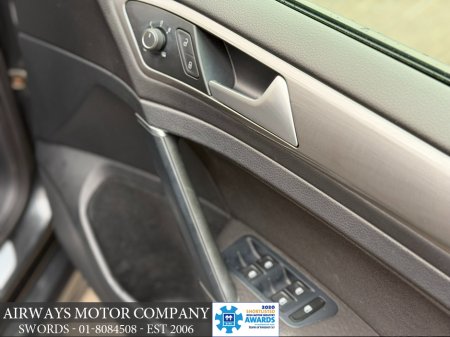 2016 Volkswagen Golf ALLSTAR 1.2 TSI DSG 5DR thumbnail