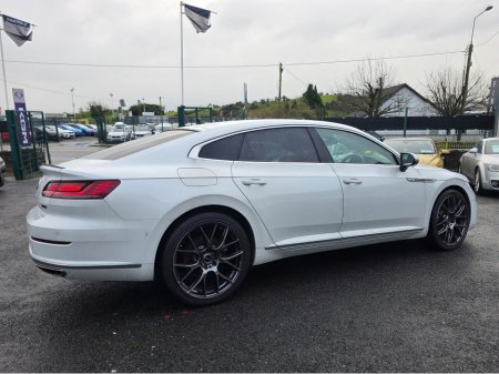 2018 Volkswagen Arteon 2.0 TSI R LINE EDITION 4 MOTION 280BHP - VIRTUAL DASH- FULL LEATHER HEATED ELECTRIC SEATS - SAT NAV - CARPLAY ANDROIDAUTO - BLIND SPORT - 360 PARKING SENSORS  - SELF PARKING ASSIST - 360 CAMER €27,950 thumbnail
